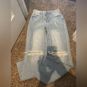 Light colored jeans.